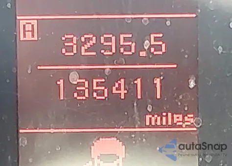 2010 Mitsubishi Outlander Es z USA, uszkodzony, nr VIN JA4AT2AW8AZ013032